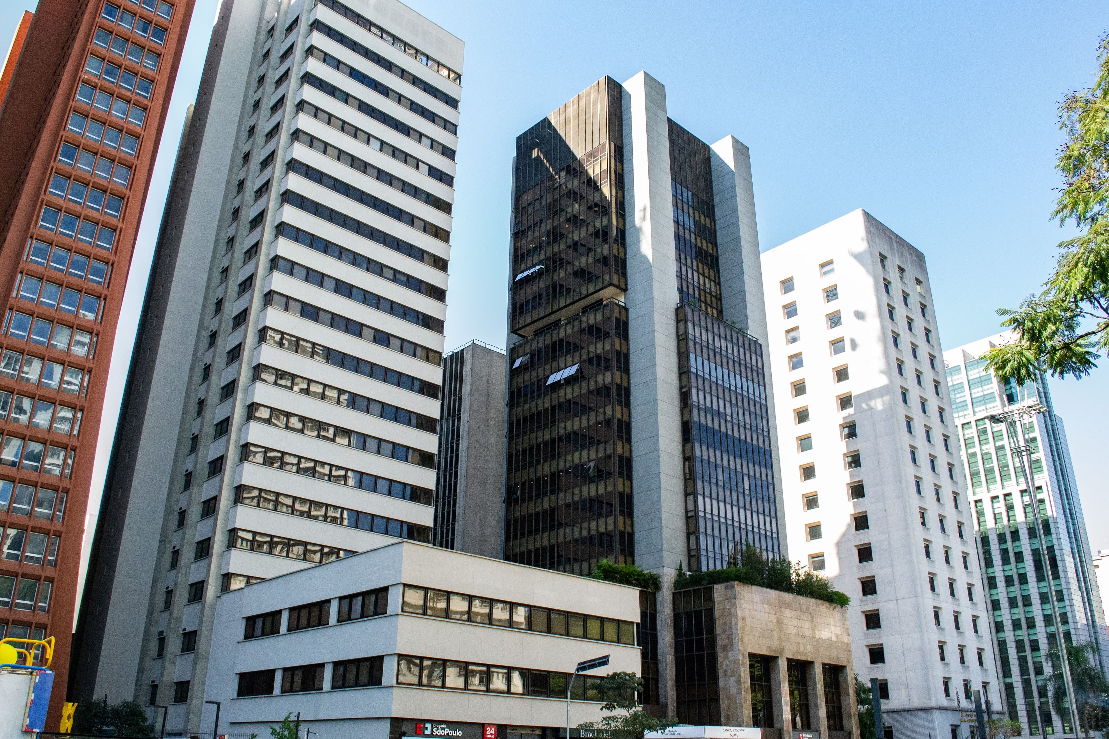 Fundos Imobiliários Valem a Pena em 2026? Análise Completa para Iniciantes